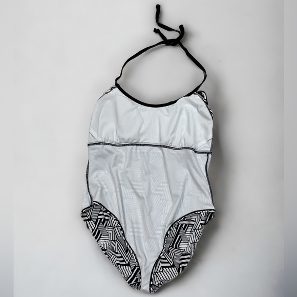 NWT Joe Boxer Women’s Plus Size 3X Fringe One Piece Swimsuit Swimwear - Picture 3 of 8